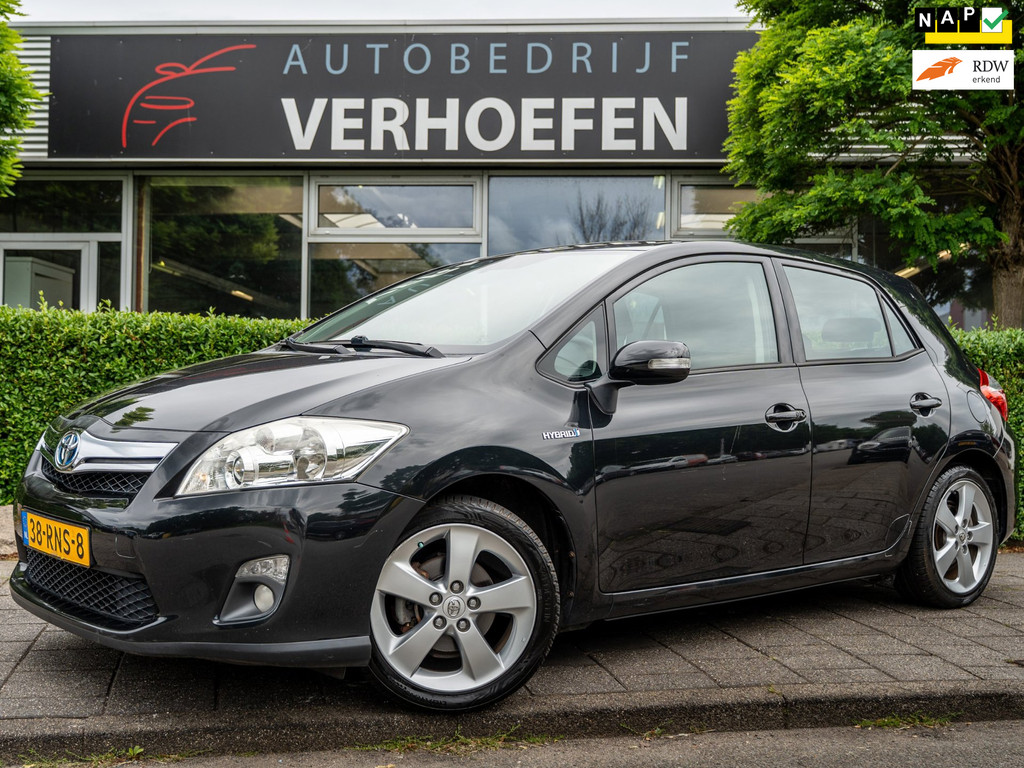 Toyota Auris 1.8 Full Hybrid Dynamic - AUTOMAAT - PARKEERCAMERA - CRUISE / CONTROL - ONDERHOUD AANWEZIG 44008548-0.jpg | Autobedrijf Verhoefen