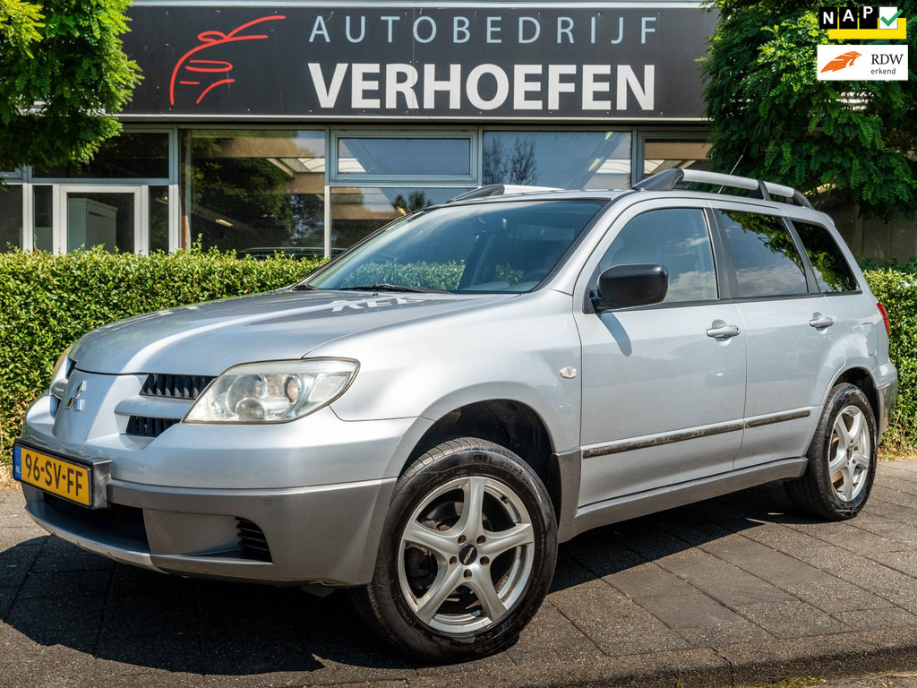 Mitsubishi Outlander Sport 2.0 Invite+ - APPLE CARPLAY - AIRCO - XENON - TREKHAAK - 3 SLEUTELS ! 50796531-0.jpg | Autobedrijf Verhoefen