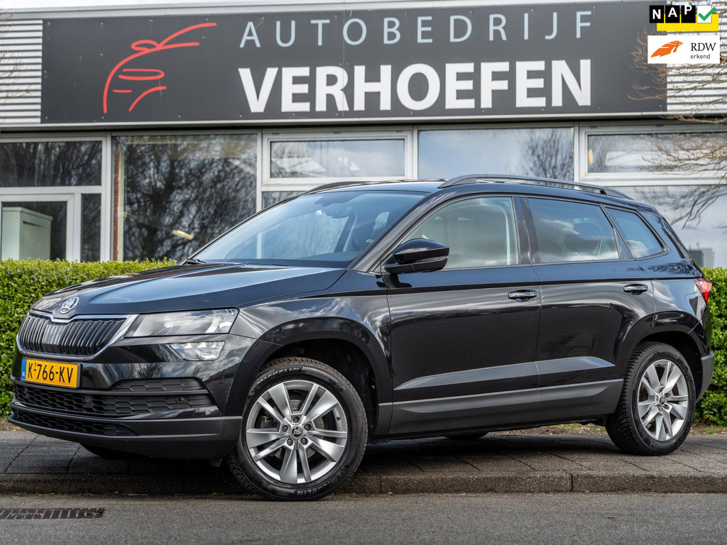 Škoda Karoq 1.5 TSI ACT Business Edition - AUTOMAAT - PARKEER HULP -ADAPTIVE / LANE ASSIST - INCL BTW - APPLE CARPLAY !! 52459182-0.jpg | Autobedrijf Verhoefen