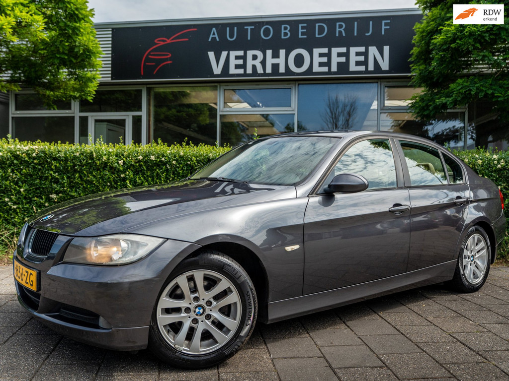 BMW 3 Serie 318i - AIRCO - CRUISE CONTROL - ORG NL - NAP - 6 BAK ! 54544052-0.jpg | Autobedrijf Verhoefen