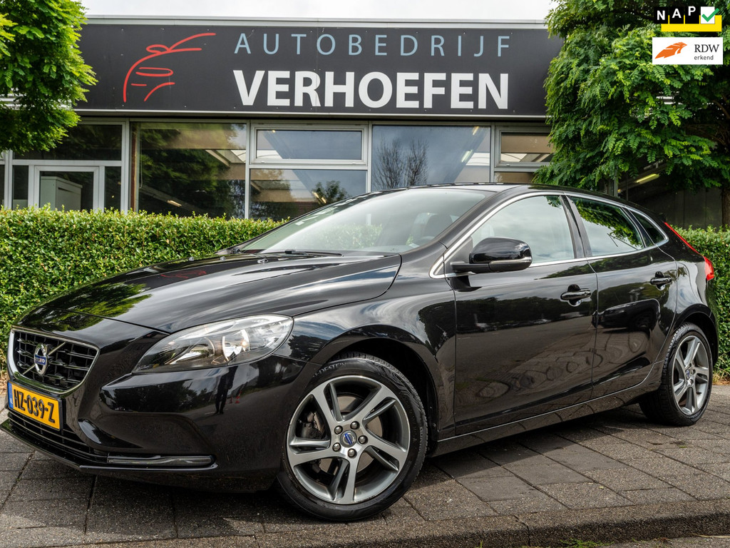 Volvo V40 2.0 T3 Summum | STOELVERWARMING | NAVI | CRUISE / CLIMATE | DEALER ONDERHOUDEN | LEDEREN BEKLEDING | NAP KM STAND | 55354005-0.jpg | Autobedrijf Verhoefen