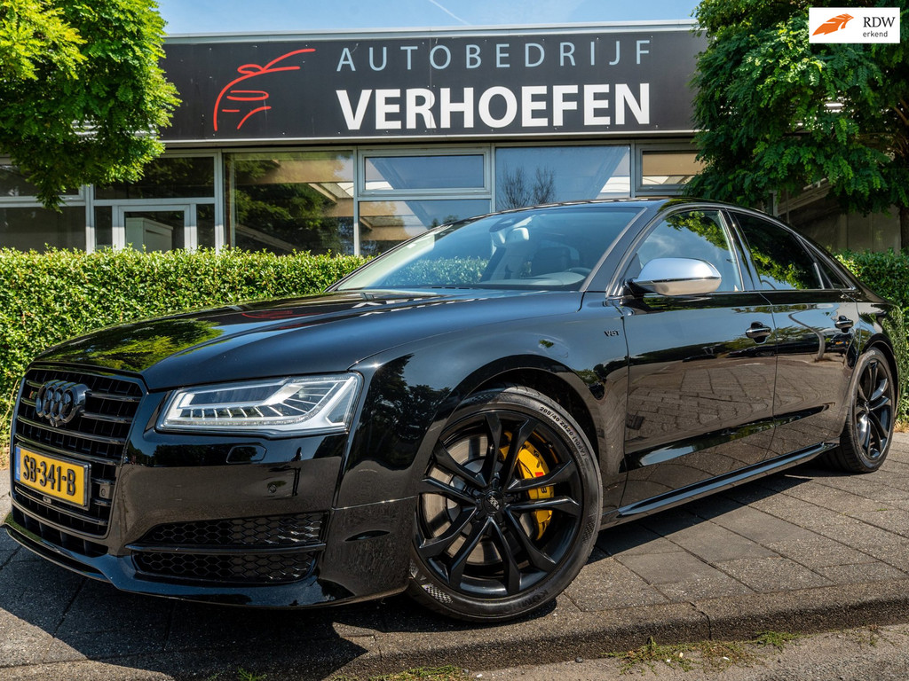 Audi S8 4.0 TFSI QUATTRO | CARBON | RS ZETELS | PANORAMA | 360 CAMERA | HUD | BOSE AUDIO | MEMORY SEATS | STOELVERW VOOR + ACHTER 55525140-0.jpg | Autobedrijf Verhoefen