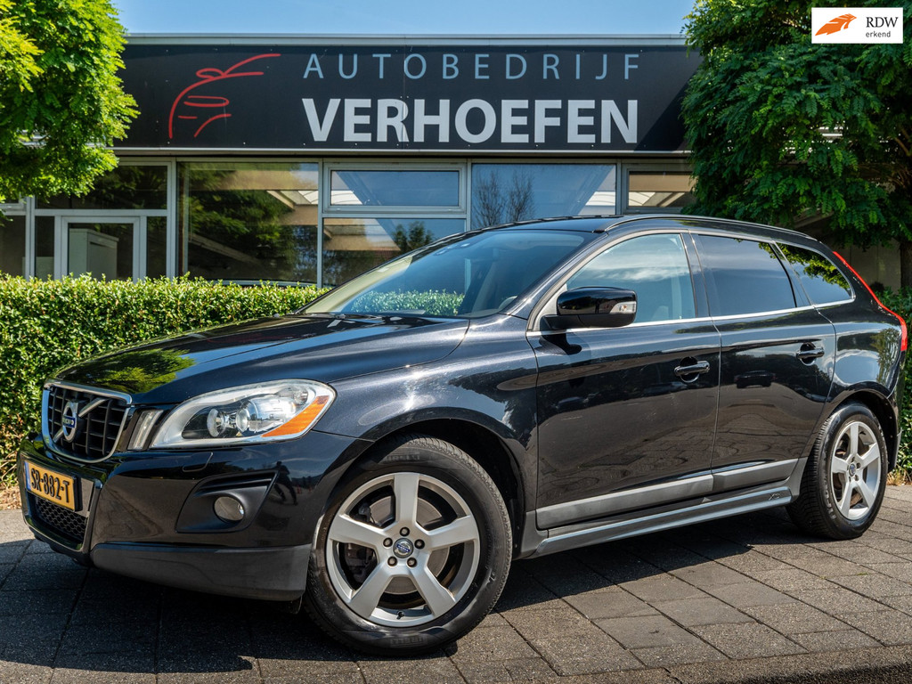 Volvo XC60 3.0 T6 AWD Summum | AUTOMAAT | MEMORY SEATS | TREKHAAK | XENON | LEDER | R-DESIGN | CRUISE / CLIMATE | YOUNGTIMER ! 55542125-0.jpg | Autobedrijf Verhoefen