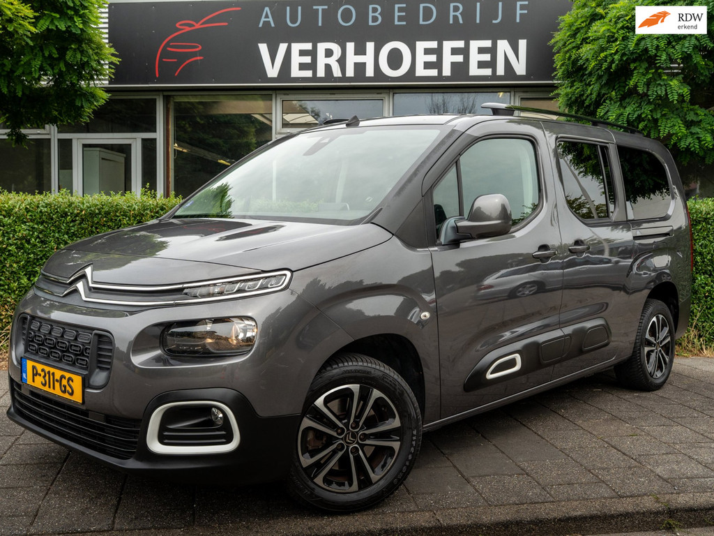 Citroën Berlingo XL 1.2 Shine - APPLE CARPLAY - CRUISE / CLIMATE CONTR - PARK SENS - LANE ASSIST - TREKHAAK ! 55576832-0.jpg | Autobedrijf Verhoefen