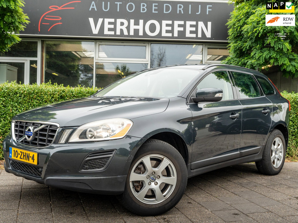 Volvo XC60 2.0 T5 Kinetic | AUTOMAAT | CRUISE / CLIMATE CONTR | ORG NL | NAP | ONDERHOUD AANWEZIG ! 55614766-0.jpg | Autobedrijf Verhoefen