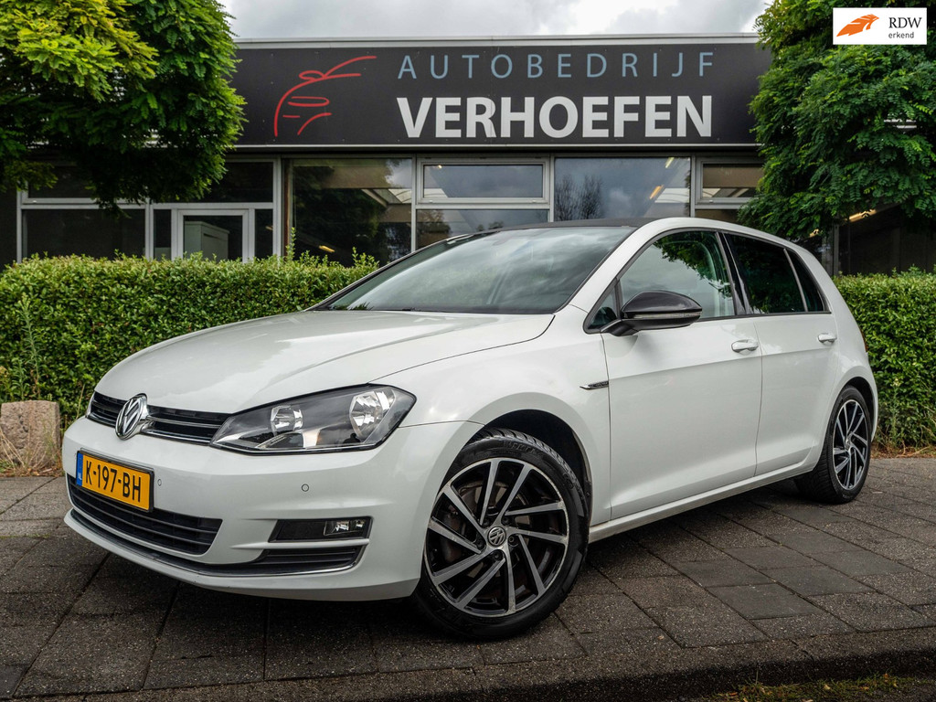 Volkswagen Golf 1.4 TSI ACT Business Edition R Connected | APPLE CARPLAY | STOELVERWARMING | CRUISE | NAVIGATIE | TREKHAAK 56081047-0.jpg | Autobedrijf Verhoefen