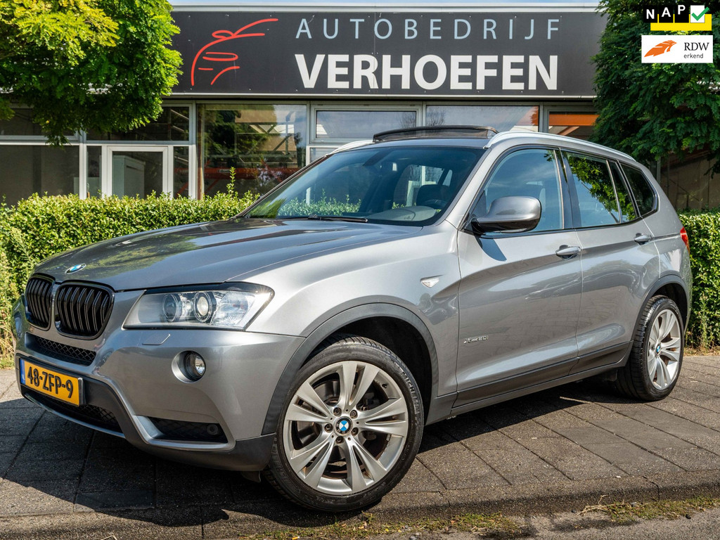 BMW X3 XDrive20i Upgrade Edition - AUTOMAAT - PANORAMADAK - APPLE CARPLAY - LEDER - XENON ! 56230666-0.jpg | Autobedrijf Verhoefen