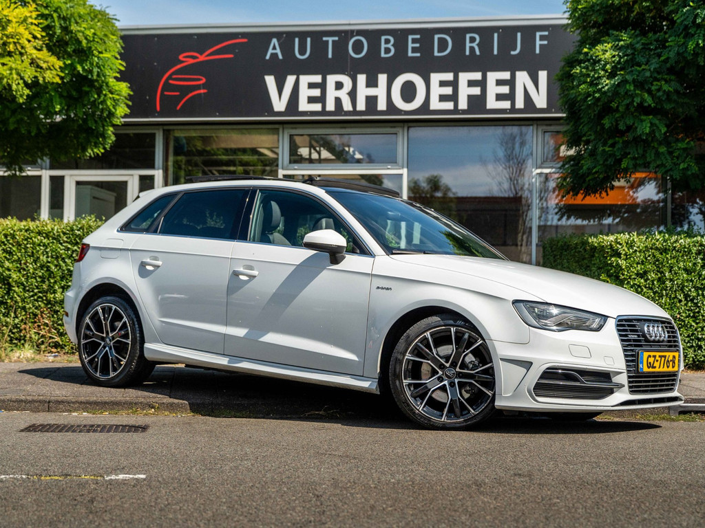 Audi A3 Sportback 1.4 E-TRON PHEV - S-LINE - PANORAMADAK - AUTOMAAT - CLIMATE / CRUISE CONTR ! 56257681-5.jpg | Autobedrijf Verhoefen