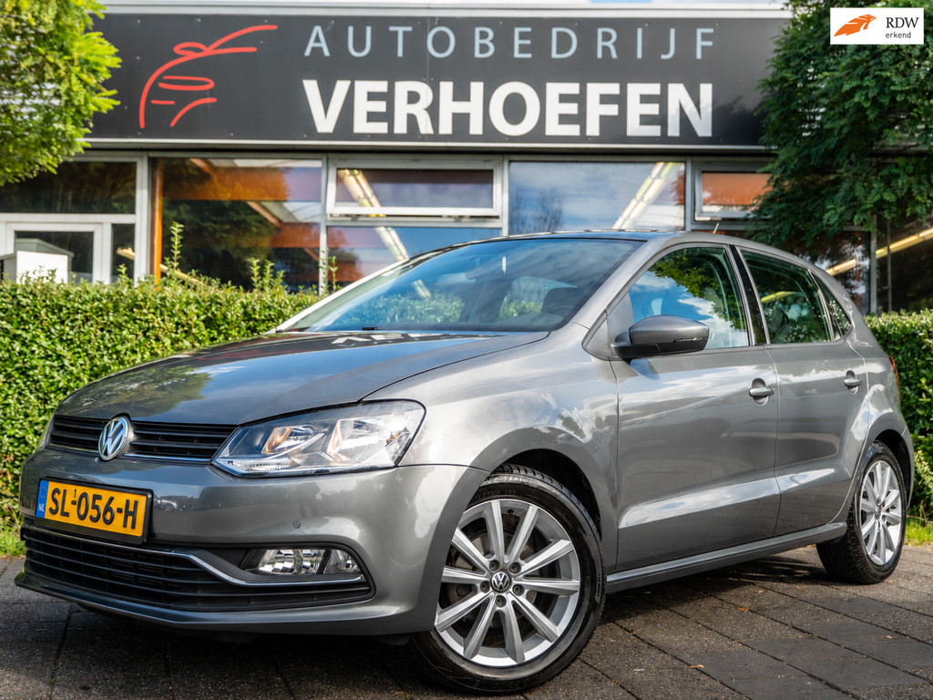 Volkswagen Polo 1.2 TSI Highline | CRUISE / CLIMATE CONTR | PARKEER SENS VOOR EN ACHTER | BT | 5 DEURS ! 57260285-0.jpg | Autobedrijf Verhoefen