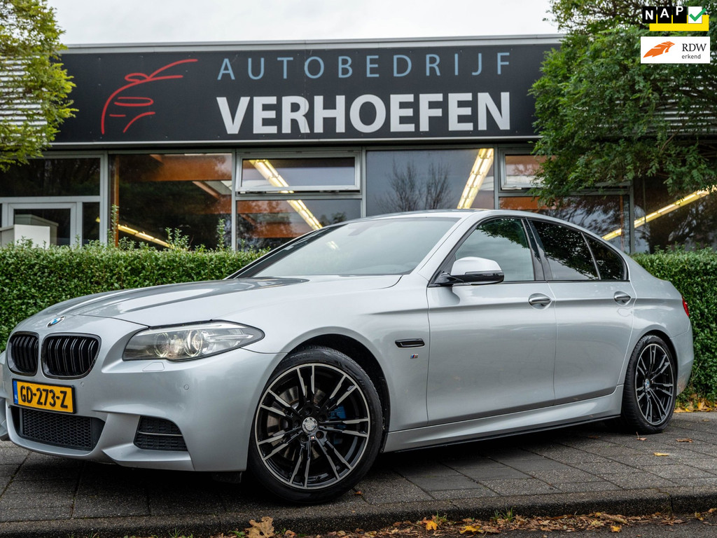 BMW 5 Serie 520i | VOLLEDIG M-SPORT | AUTOMAAT | ALCANTARA M STOELEN | AUTOMAAT | NAP KM / ORG NL | STOELVERWARMING | XENON | NAVI 57752158-0.jpg | Autobedrijf Verhoefen