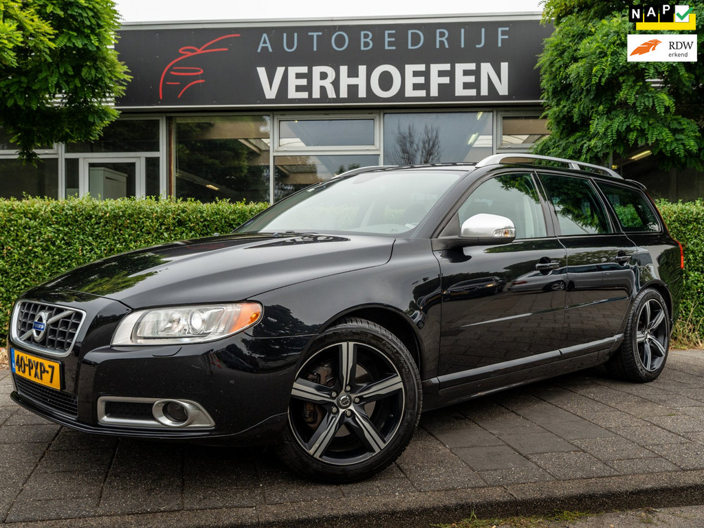 Volvo V70 2.0T R-Edition - AUTOMAAT - STOEL VERW - ZWART LEER - XENON - TREKHAAK - VOL ONDERHOUDEN - YOUNGTIMER !! 55575300-0.jpg | Autobedrijf Verhoefen